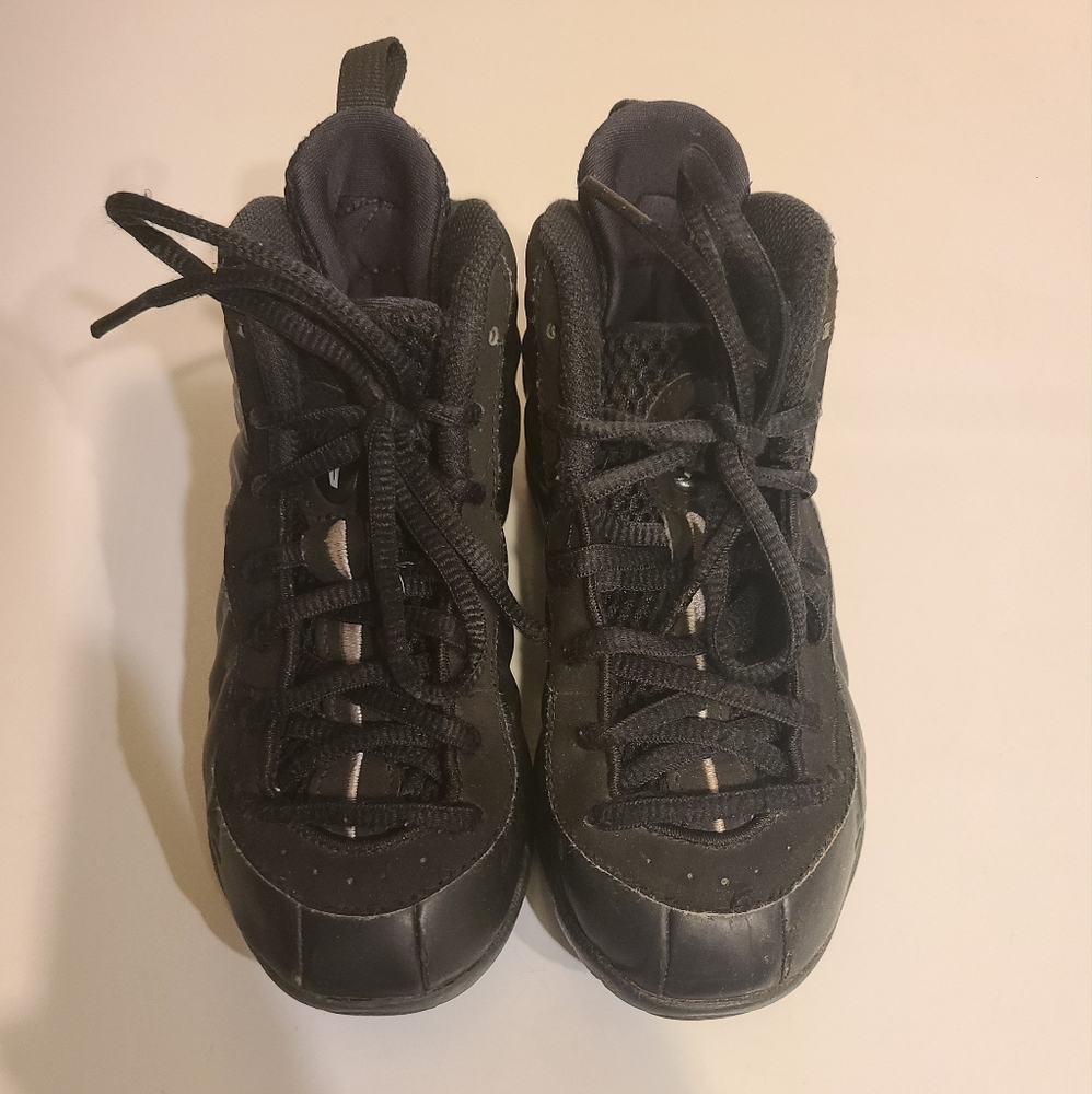 Nike little One Posite